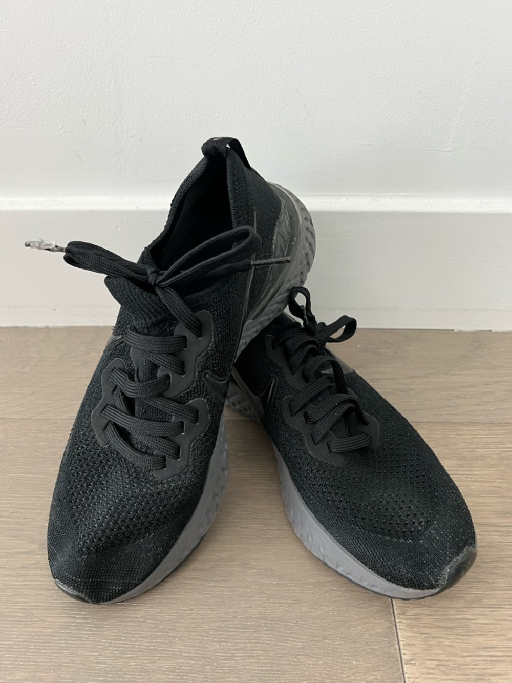 Nike Women’s Black Knit Running Sneakers